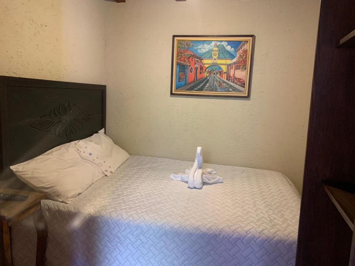 Hotel Mansion Del Rey 危地马拉安地瓜 外观 照片